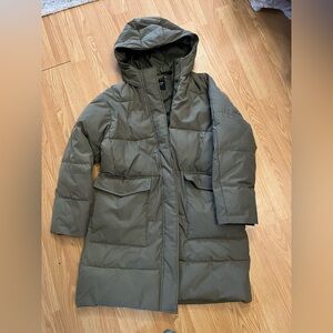 Everlane Olive Hooded Puffer Coat